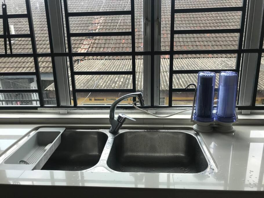 Terrace House Near Stulang Laut Ciq Midvalley Ksl For 7Pax Johor Bahru Esterno foto