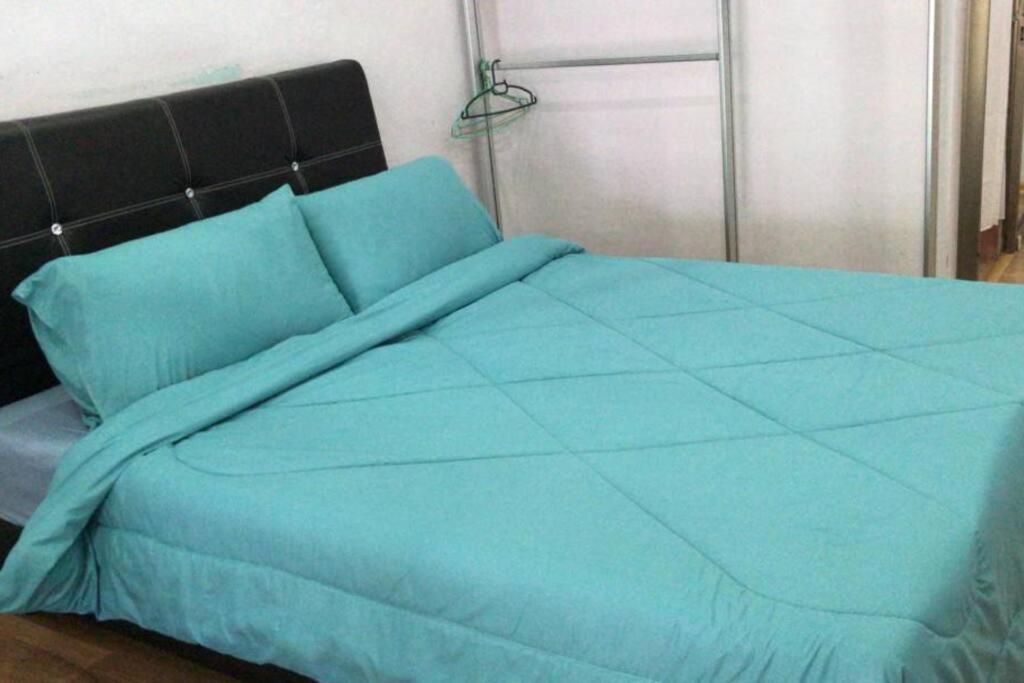 Terrace House Near Stulang Laut Ciq Midvalley Ksl For 7Pax Johor Bahru Esterno foto